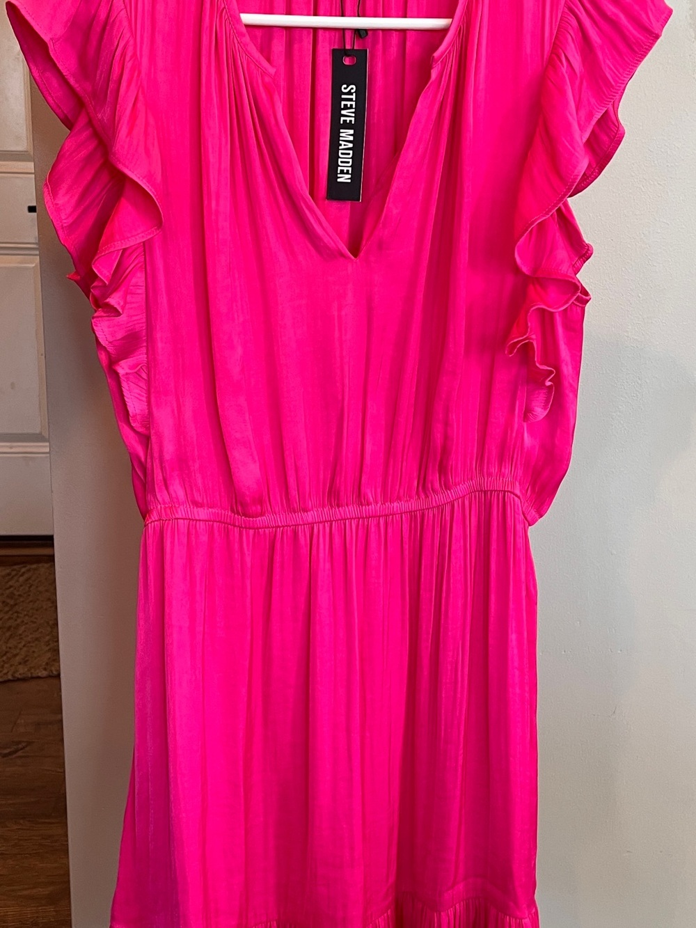Steve Madden Washed Satin Chiffon V-Neck Mini Dress Pink Glo M NWT